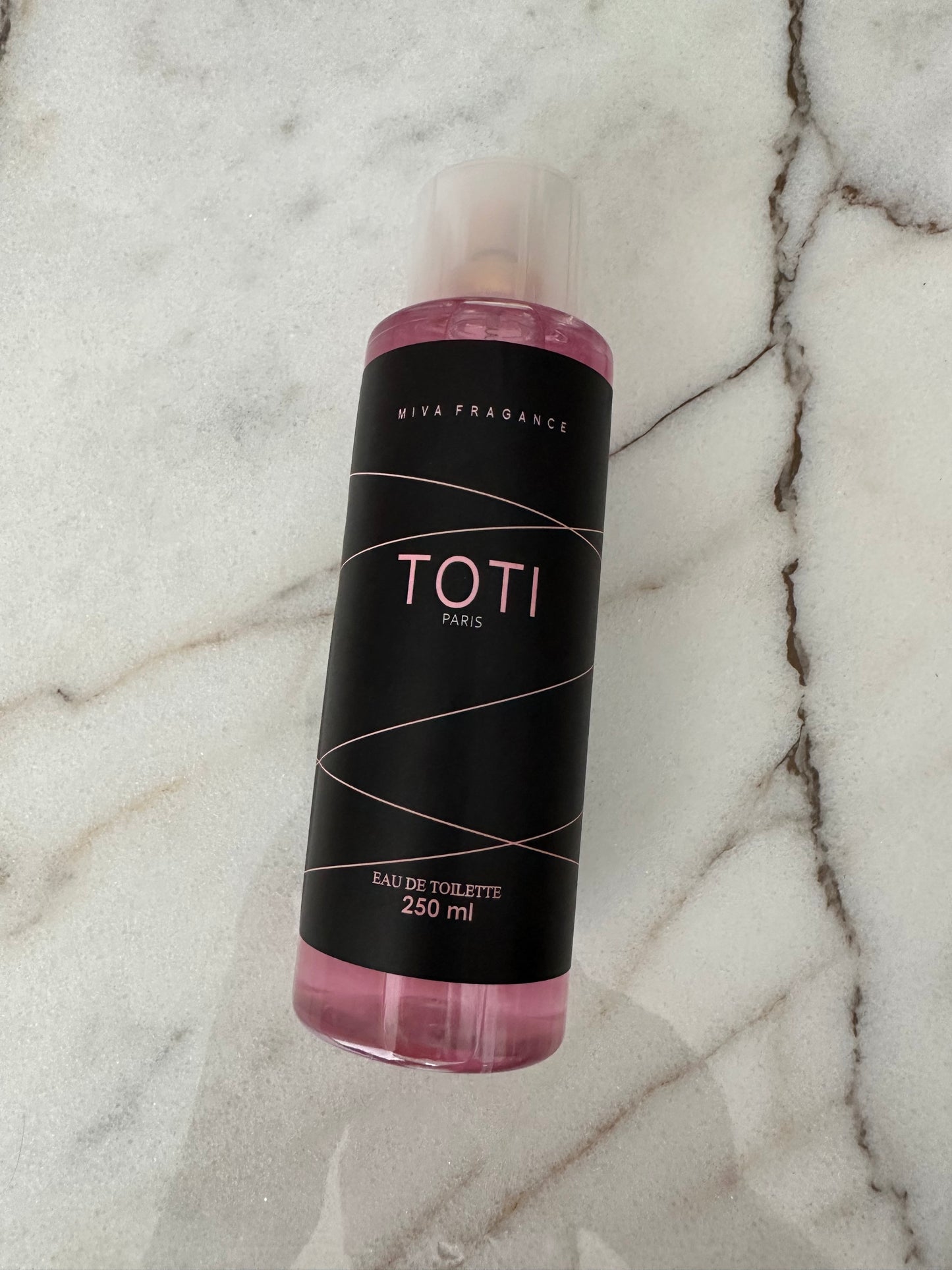TOTI-DUPE SOFÍA VERGARA TRAD